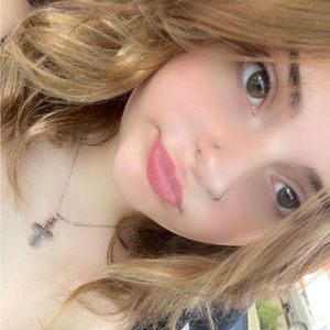 Meet your Posher, Aleena